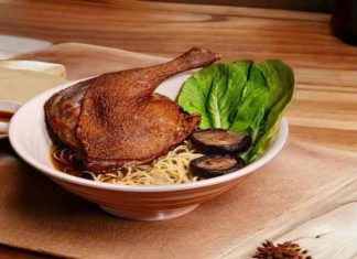 quán mì vịt tiềm ngon ở sài gòn
