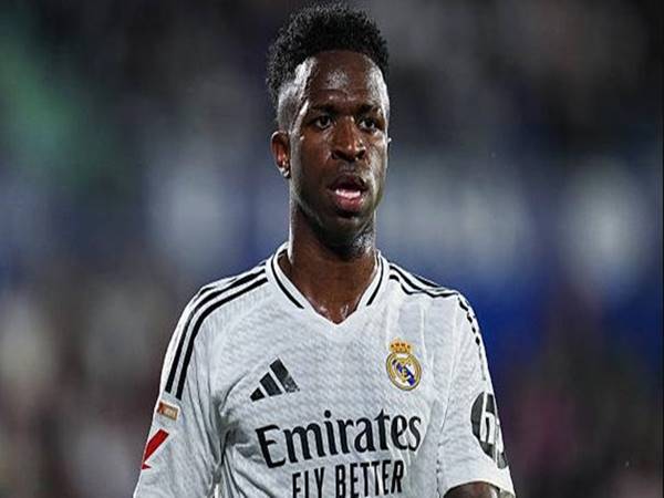 Tin Real Madrid: HLV Xabi Alonso muốn Vinicius dẫn dắt toàn đội