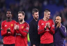 Tin MU: Giữ vững TOP 4 cơ hội để Carrick vững ghế nóng