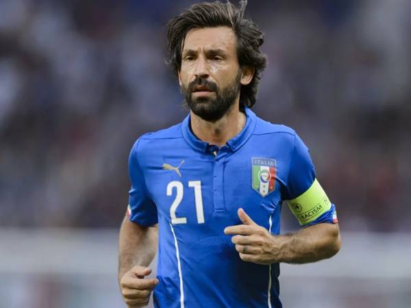 Số áo Pirlo